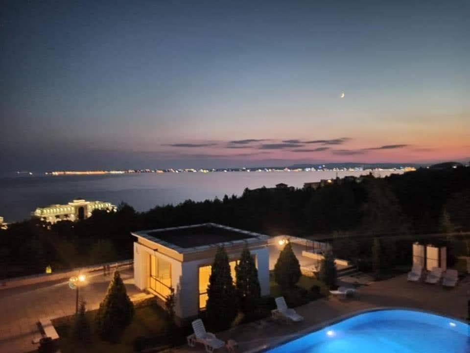 Sea Fort Club - Prestige Sea Viev Apartments エレニテ エクステリア 写真