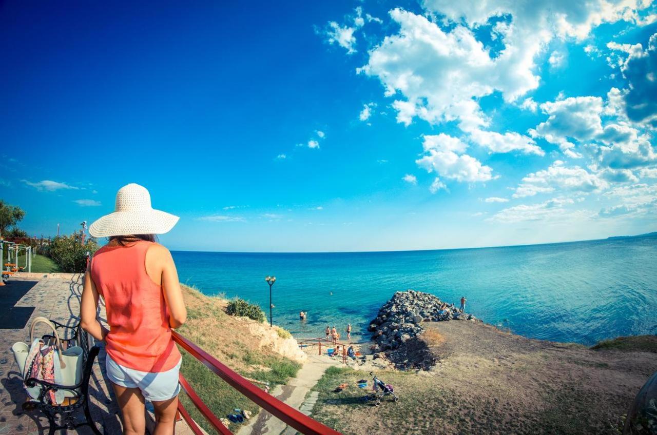 Sea Fort Club - Prestige Sea Viev Apartments エレニテ エクステリア 写真