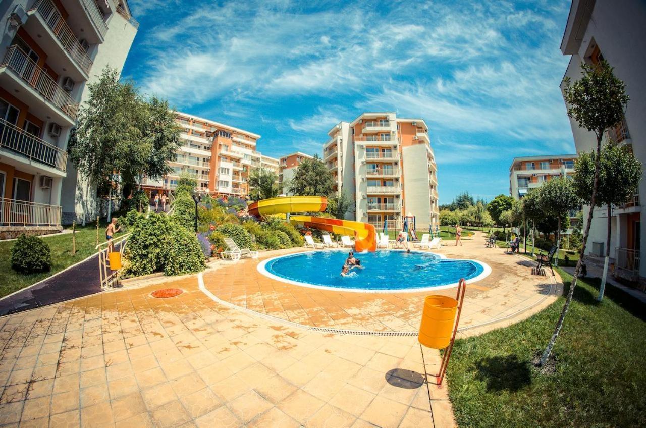 Sea Fort Club - Prestige Sea Viev Apartments エレニテ エクステリア 写真