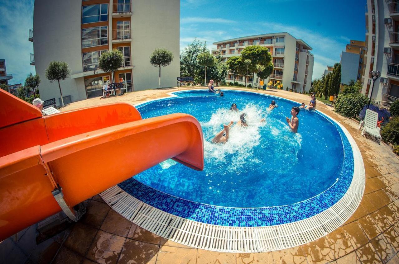 Sea Fort Club - Prestige Sea Viev Apartments エレニテ エクステリア 写真