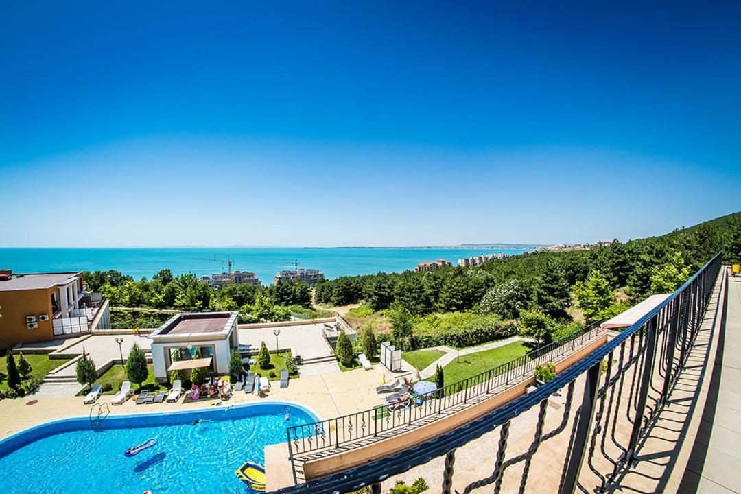 Sea Fort Club - Prestige Sea Viev Apartments エレニテ エクステリア 写真